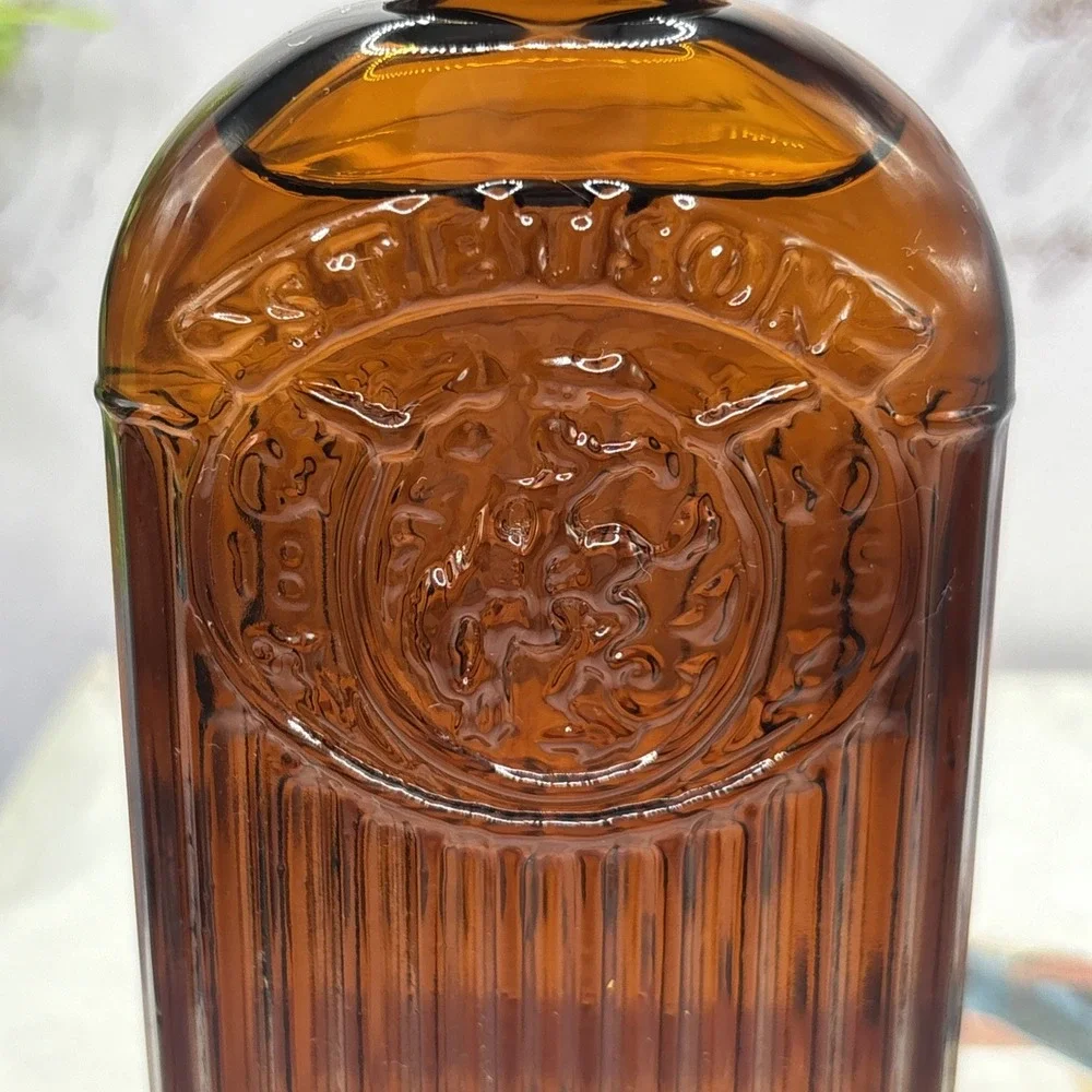 Rare VINTAGE STETSON COLOGNE AMERICANA DECANTER 1.75 oz Amber Bottle Full Bottle